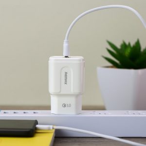 REMAX RP-U16 Fast Charging Quick Charger EU Adapter - White